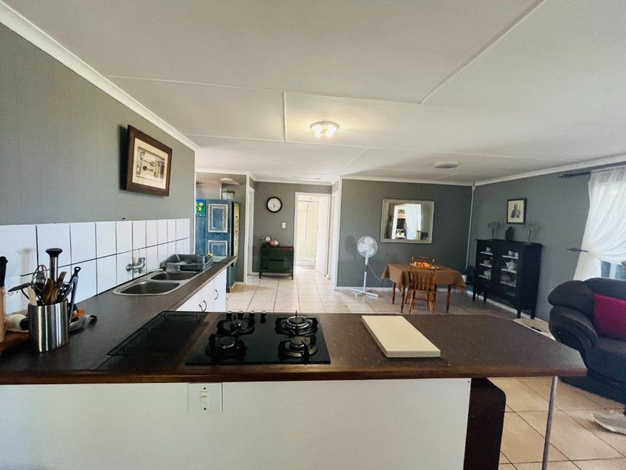 3 Bedroom Property for Sale in Friemersheim Western Cape